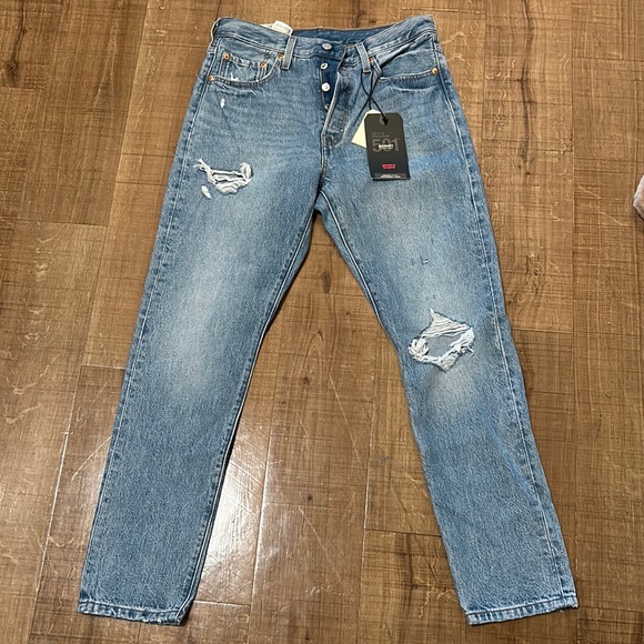Levis 501 Skinny Jeans - Picture 3 of 7